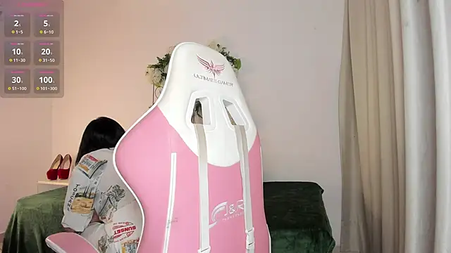 Snapshot of Jiggly__ chatting on 10/11/25, 01:16 Jiggly   online show from 10/11/25, 01:16