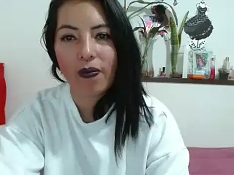 Mariana collins99 online show from 12/15/24, 05:34
