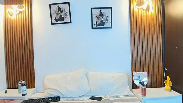 Snapshot of SofiaSweet_ chatting on 04/15/26, 10:00 SofiaSweet online show from 04/15/26, 10:00