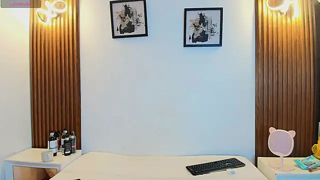Snapshot of SofiaSweet_ chatting on 05/08/26, 09:58 SofiaSweet online show from 05/08/26, 09:58