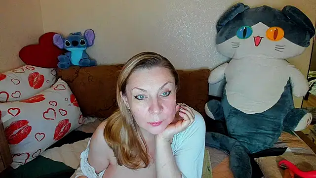KerryBlareX online show from 12/14/24, 04:52