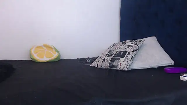 Snapshot of queenofwetqueens chatting on 11/14/25, 04:38 queenofwetqueens online show from 11/14/25, 04:38