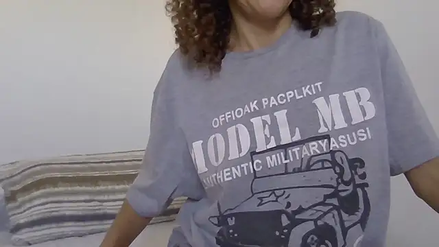 Snapshot of zorritasuperhot chatting on 09/20/25, 10:38 zorritasuperhot online show from 09/20/25, 10:38