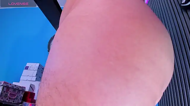 Patty jenkinss  online show from 02/25/25, 03:31