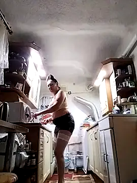 Snapshot of lindaledi2 chatting on 02/13/25, 04:28 lindaledi2 online show from 02/13/25, 04:28