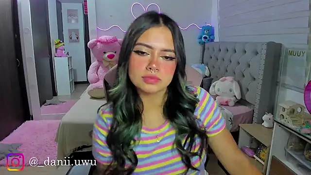 CuteDani  online show from 07/14/26, 05:23