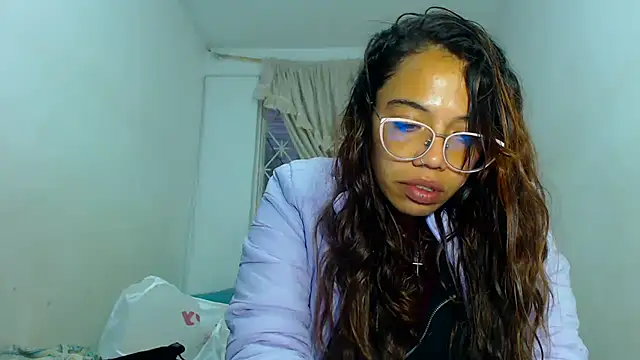 AmaraRoberts420 online show from 12/07/24, 09:44