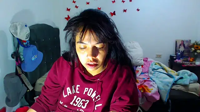 Snapshot of AmaraRoberts420 chatting on 09/21/25, 10:33 AmaraRoberts420 online show from 09/21/25, 10:33