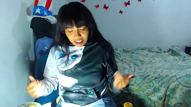 AmaraRoberts420 online show from 10/01/25, 04:51