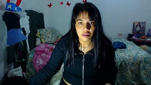 Snapshot of AmaraRoberts420 chatting on 10/02/25, 11:56 AmaraRoberts420 online show from 10/02/25, 11:56