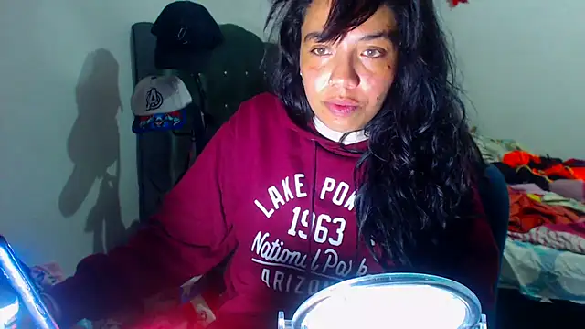 Snapshot of AmaraRoberts420 chatting on 11/29/25, 07:39 AmaraRoberts420 online show from 11/29/25, 07:39