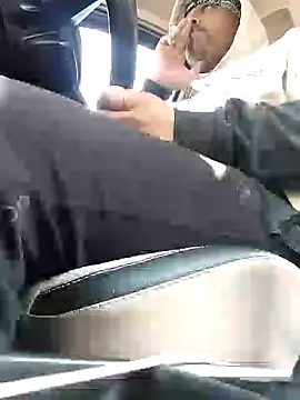 Snapshot of Dick_6inches chatting on 01/20/25, 04:10 Dick 6inches online show from 01/20/25, 04:10