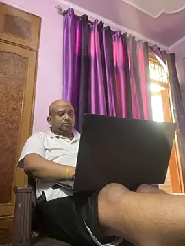 Snapshot of Dick_6inches chatting on 10/11/25, 03:06 Dick 6inches online show from 10/11/25, 03:06