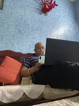 Snapshot of Dick_6inches chatting on 02/20/26, 02:17 Dick 6inches online show from 02/20/26, 02:17