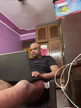 Snapshot of Dick_6inches chatting on 04/05/26, 05:26 Dick 6inches online show from 04/05/26, 05:26