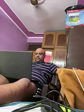 Snapshot of Dick_6inches chatting on 04/30/26, 08:31 Dick 6inches online show from 04/30/26, 08:31