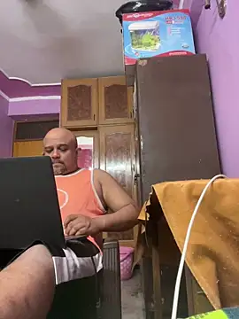 Snapshot of Dick_6inches chatting on 05/03/26, 10:32 Dick 6inches online show from 05/03/26, 10:32