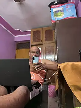 Snapshot of Dick_6inches chatting on 05/04/26, 08:54 Dick 6inches online show from 05/04/26, 08:54