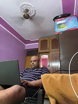 Snapshot of Dick_6inches chatting on 05/09/26, 06:51 Dick 6inches online show from 05/09/26, 06:51