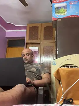 Snapshot of Dick_6inches chatting on 05/24/26, 03:17 Dick 6inches online show from 05/24/26, 03:17