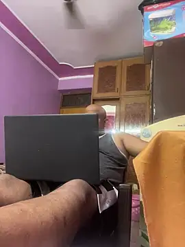 Snapshot of Dick_6inches chatting on 06/03/26, 04:59 Dick 6inches online show from 06/03/26, 04:59