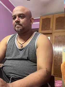 Snapshot of Dick_6inches chatting on 06/03/26, 02:33 Dick 6inches online show from 06/03/26, 02:33