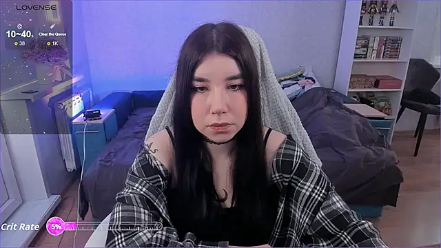 Snapshot of kellyharris chatting on 09/30/25, 12:21 kellyharris online show from 09/30/25, 12:21