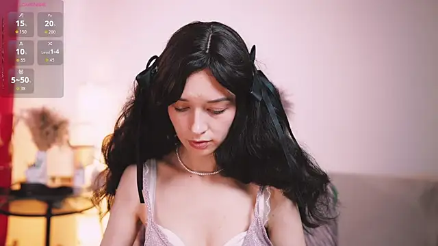 VivianLy  online show from 07/05/26, 07:59