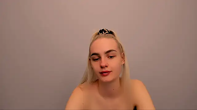 OliviaKisss online show from 01/10/26, 09:16