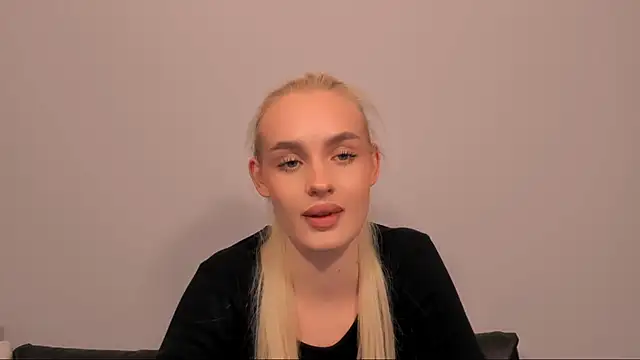 OliviaKisss online show from 02/14/26, 08:27