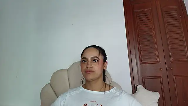 VICTORIABLACK xh online show from 01/24/25, 02:39