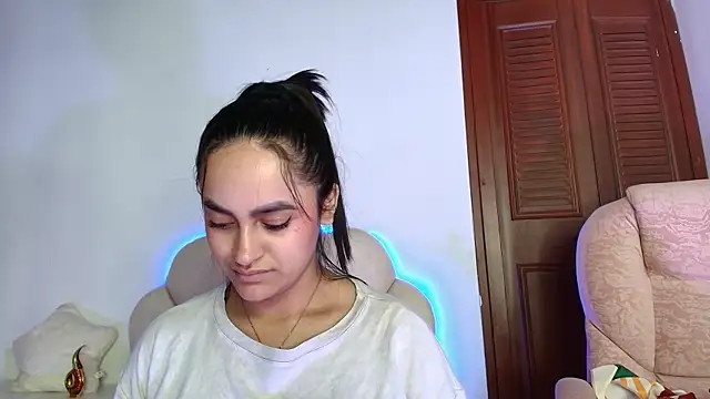 VICTORIABLACK xh online show from 01/30/25, 02:49