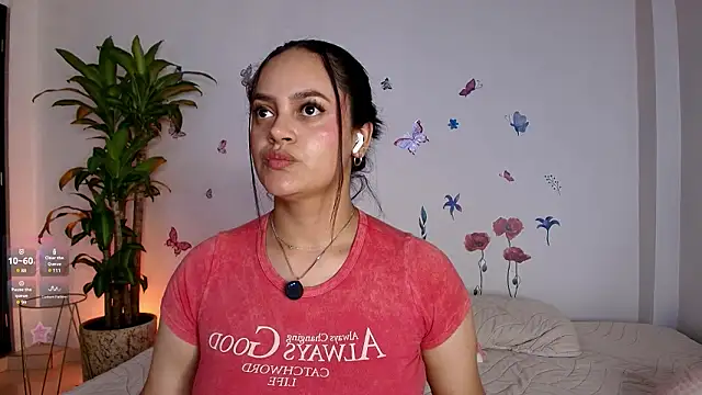 Snapshot of VICTORIABLACK_@xh chatting on 02/24/26, 07:34 VICTORIABLACK xh online show from 02/24/26, 07:34