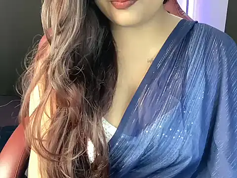 Snapshot of shanayaaa_1 chatting on 09/19/25, 08:09 shanayaaa 1 online show from 09/19/25, 08:09