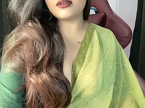 shanayaaa 1 online show from 06/30/26, 07:15