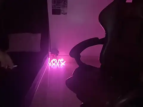 shanayaaa 1 online show from 07/04/26, 04:57