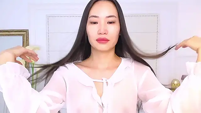 NaomiYuu online show from 01/18/25, 02:25