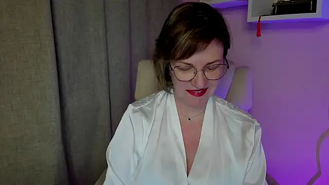 feliziaDesire online show from 05/18/26, 06:14