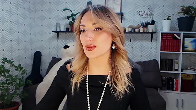 MillaXQueen online show from 02/21/26, 03:24