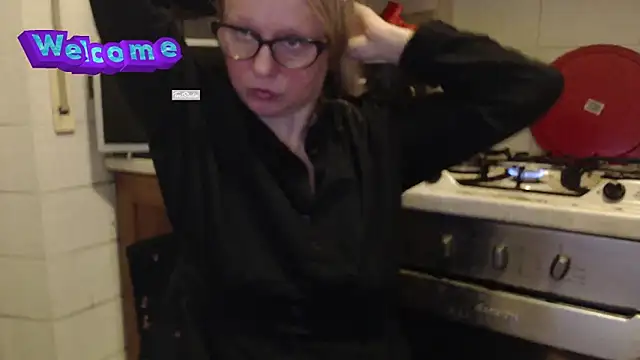 martachatte online show from 02/17/25, 06:59