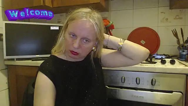 martachatte online show from 02/25/25, 07:03