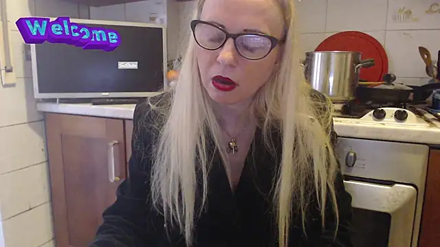 martachatte online show from 02/26/25, 04:35