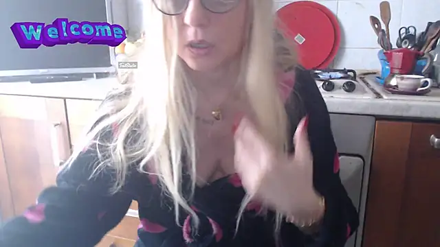 martachatte online show from 02/27/25, 07:55