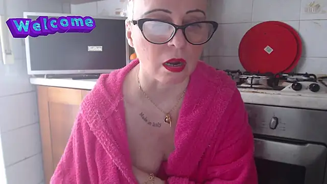 martachatte online show from 02/27/25, 02:00