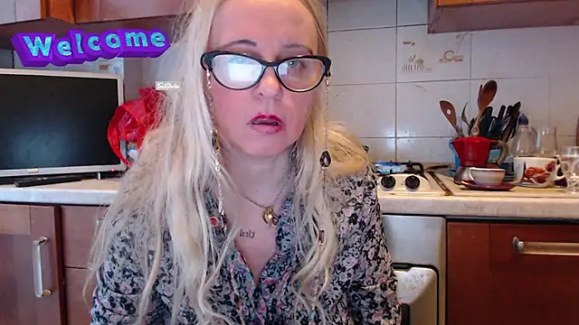 martachatte online show from 03/03/25, 06:04