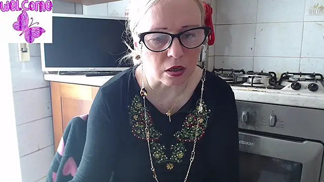 martachatte online show from 03/11/25, 01:56