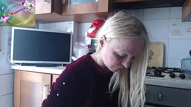 martachatte online show from 09/30/25, 08:41