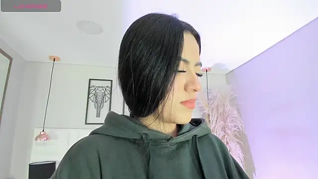 Snapshot of Rebeca_jones chatting on 11/05/25, 12:16 Rebeca jones online show from 11/05/25, 12:16