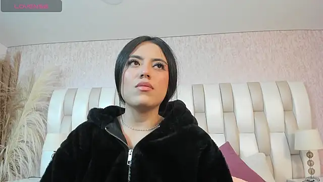 Snapshot of Rebeca_jones chatting on 01/15/26, 12:10 Rebeca jones online show from 01/15/26, 12:10