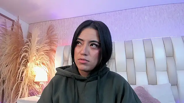 Snapshot of Rebeca_jones chatting on 06/06/26, 01:16 Rebeca jones online show from 06/06/26, 01:16